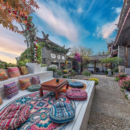 Lijiang Ancient Town Mountain View Guest House Dış mekan fotoğraf